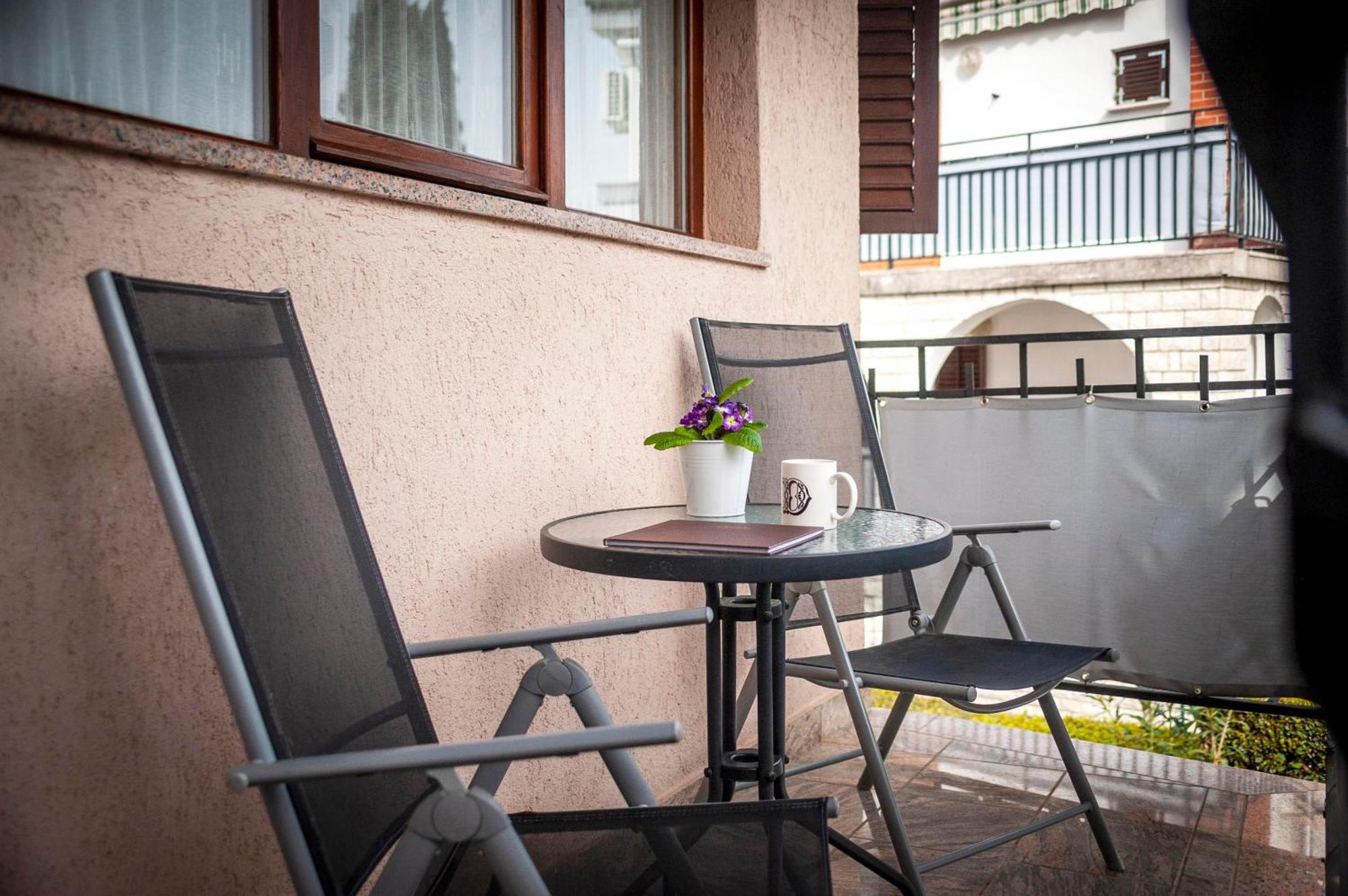 Apartments And Room Silvana Rovinj Eksteriør billede