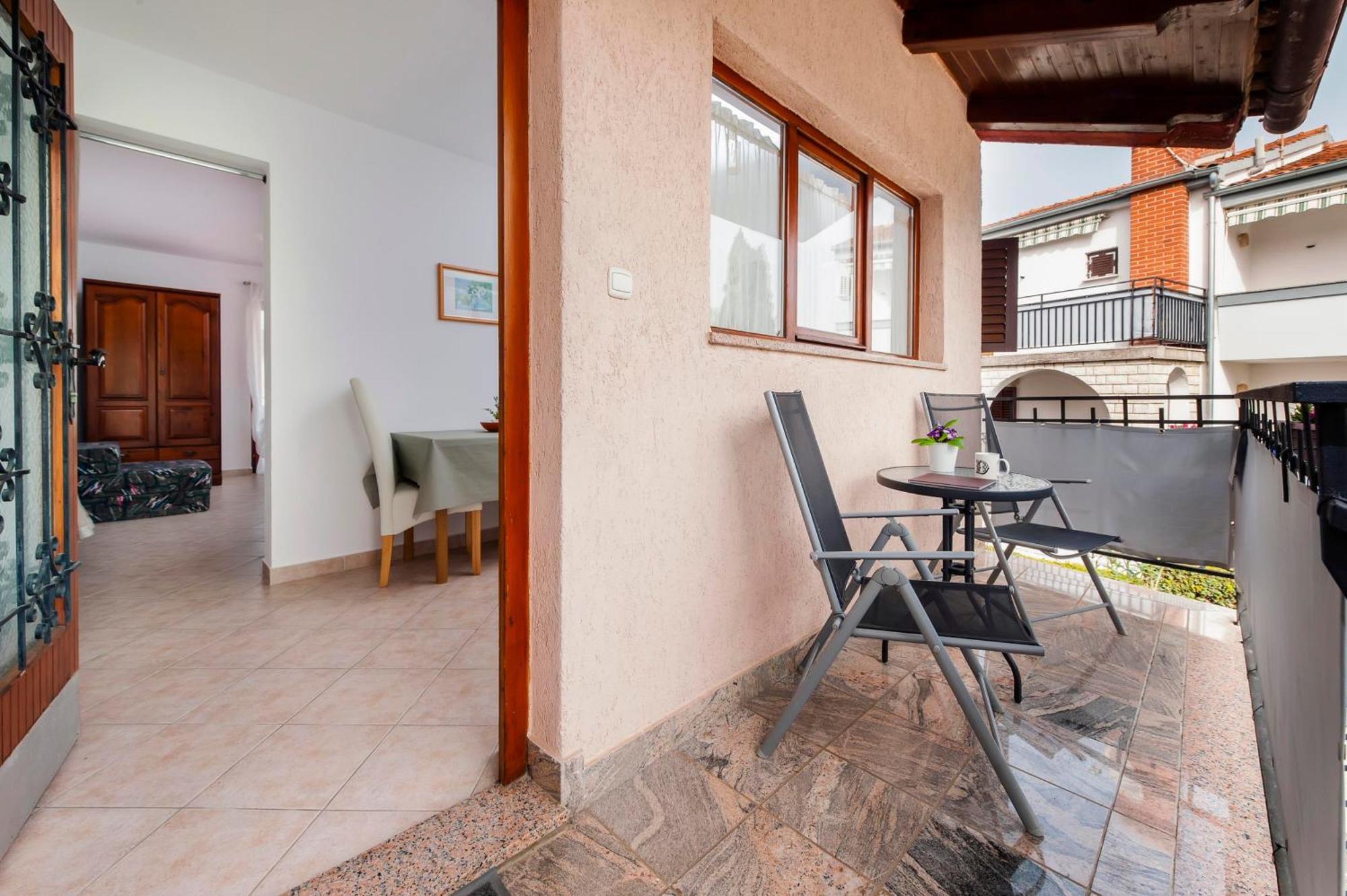 Apartments And Room Silvana Rovinj Eksteriør billede